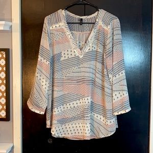 XL Maurices Patterned Blouse